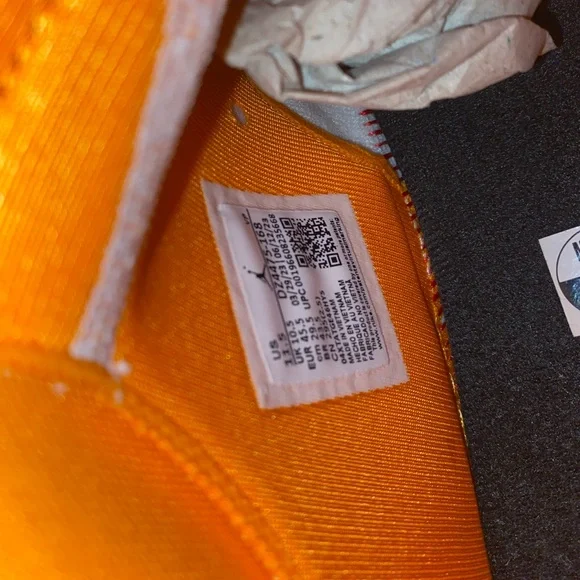 JORDAN AN MVP - Picture 7 of 11